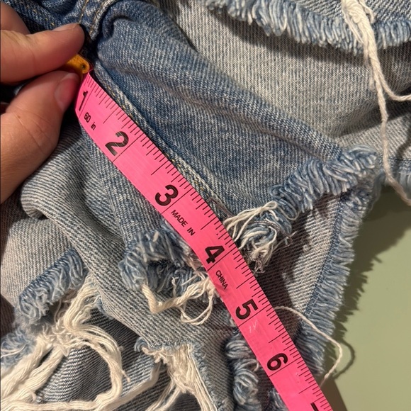 We The Free High Rise Distressed, Raw Hem Jean Shorts - Picture 9 of 9